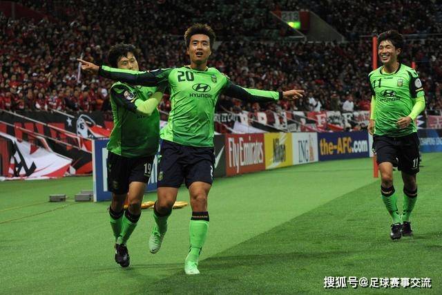 伊萨克本赛季4球全与加克波关联